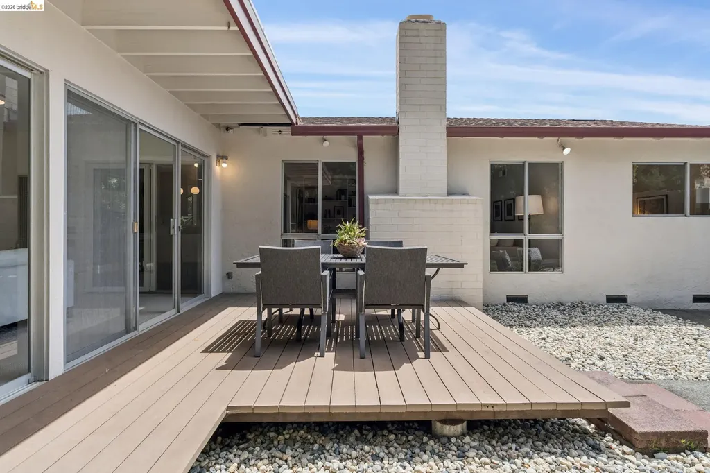 650 Marlesta Road Pinole CA 94564