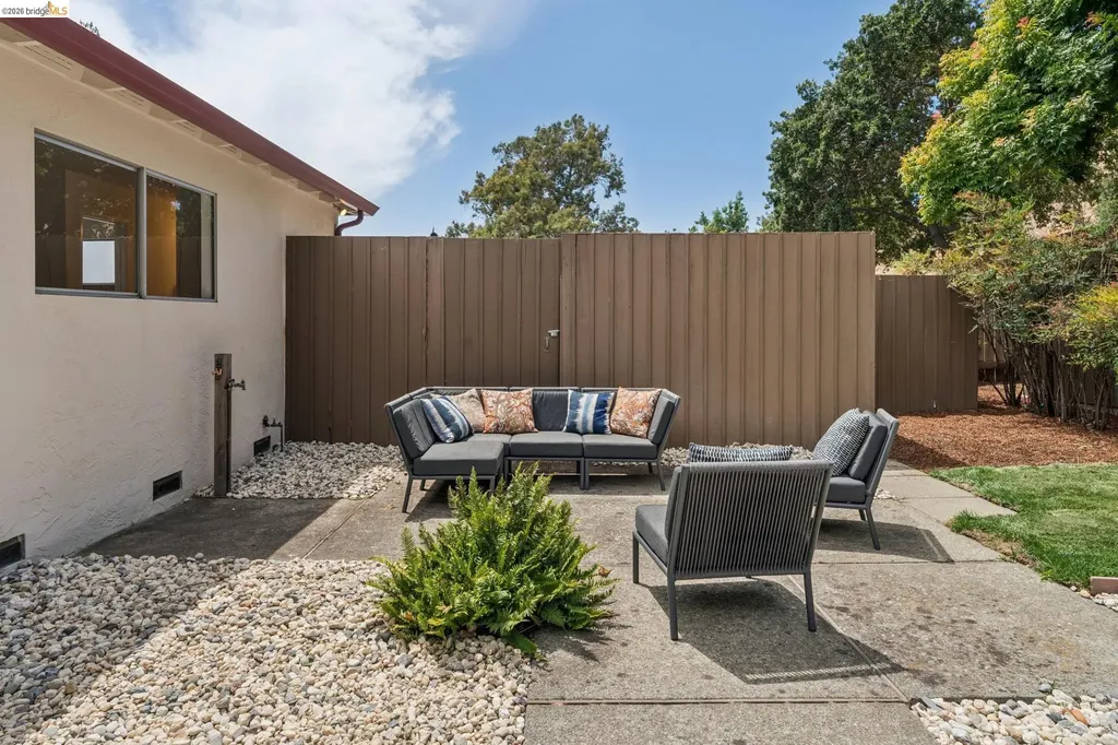 650 Marlesta Road Pinole CA 94564