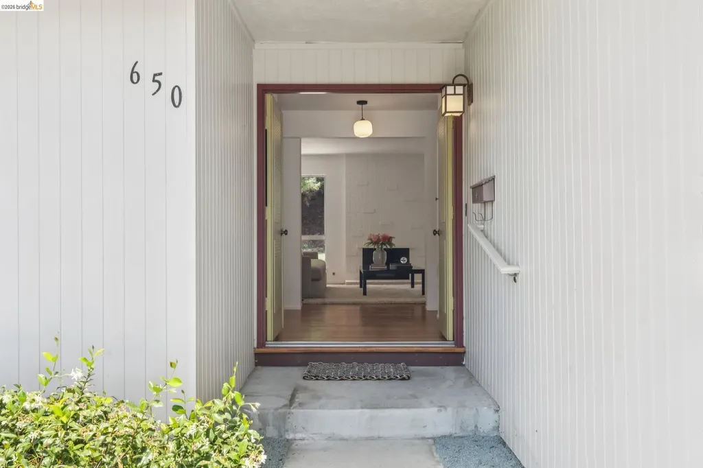 650 Marlesta Road Pinole CA 94564