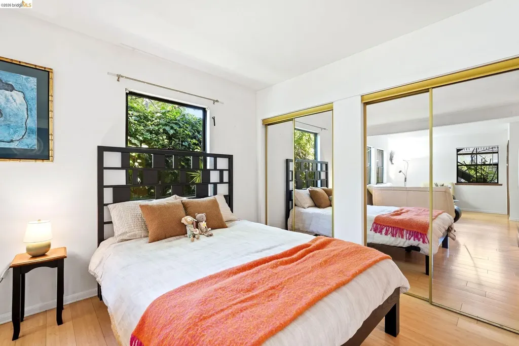 2915 Benvenue Avenue Berkeley CA 94705
