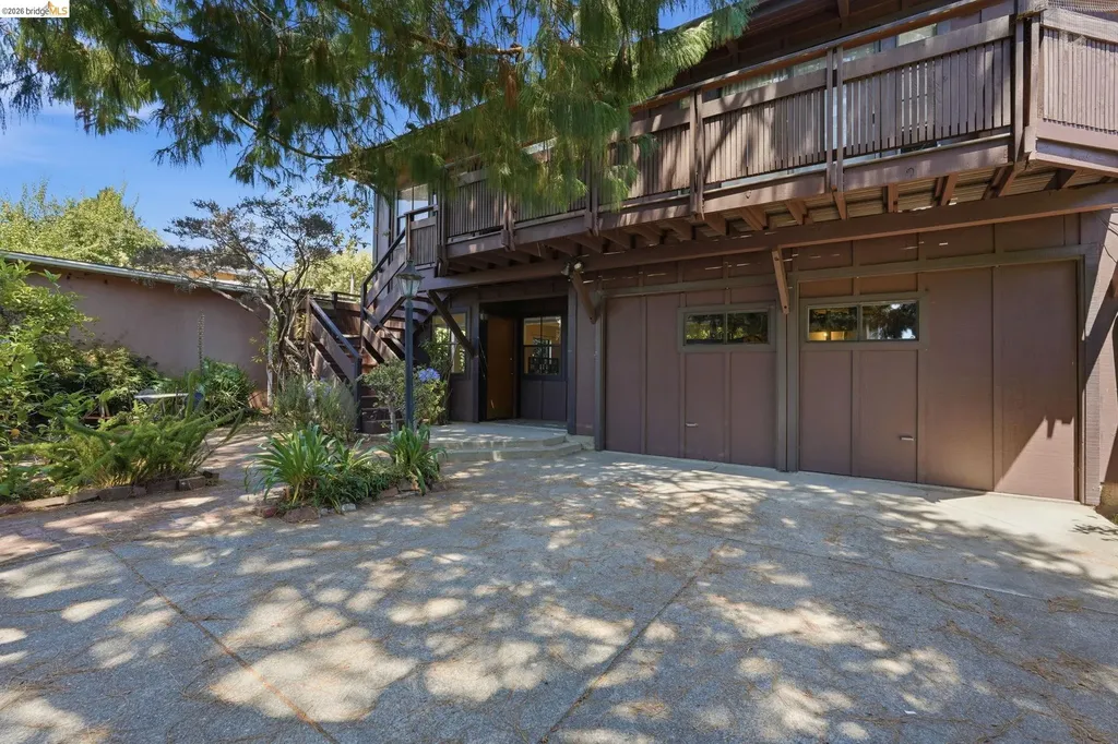 2915 Benvenue Avenue Berkeley CA 94705