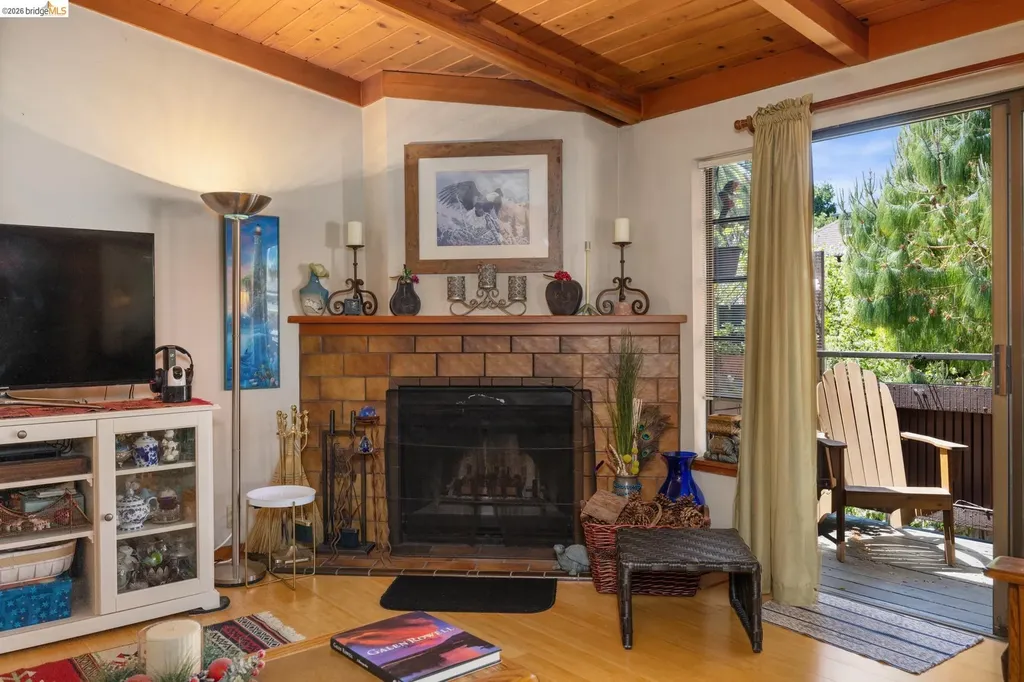 2915 Benvenue Avenue Berkeley CA 94705