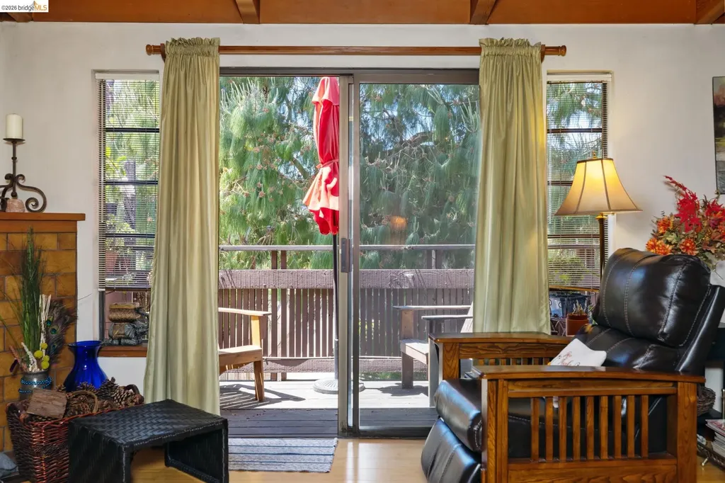 2915 Benvenue Avenue Berkeley CA 94705