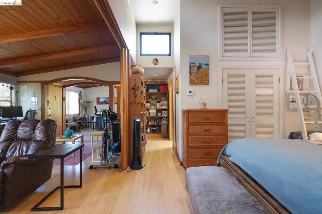 2915 Benvenue Avenue Berkeley CA 94705