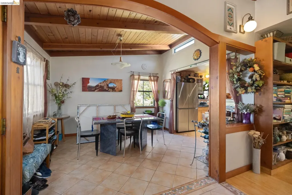 2915 Benvenue Avenue Berkeley CA 94705