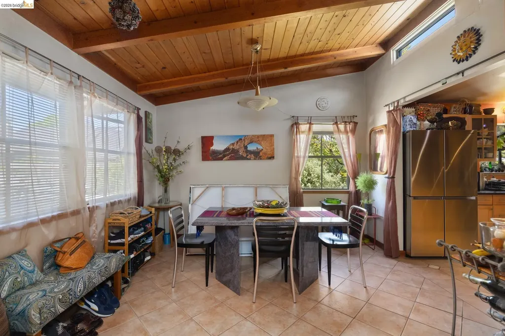 2915 Benvenue Avenue Berkeley CA 94705