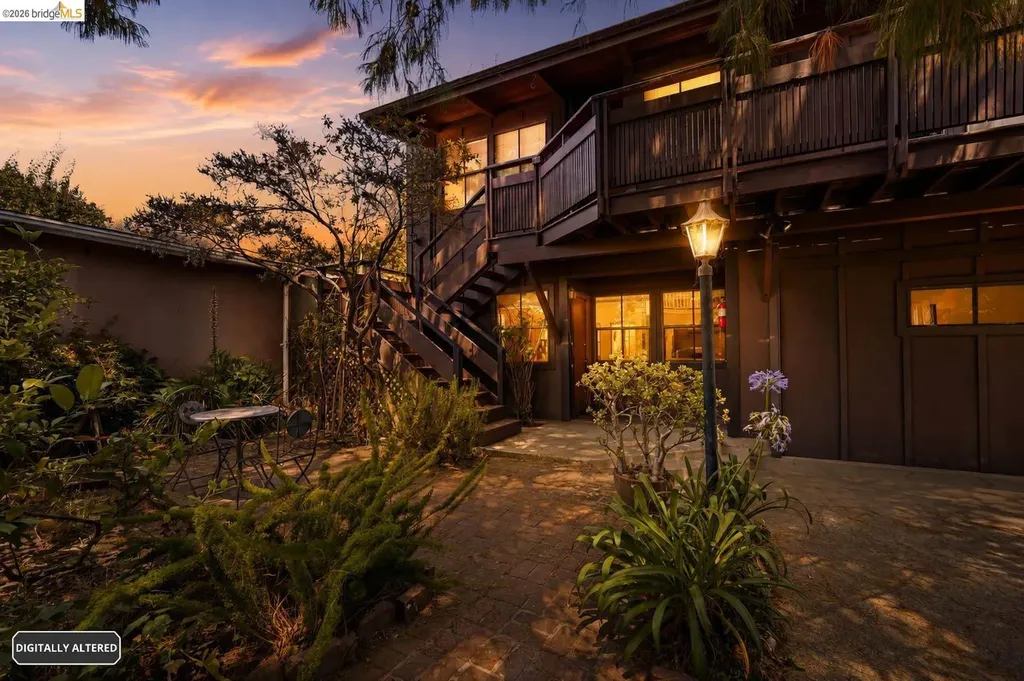 2915 Benvenue Avenue Berkeley CA 94705