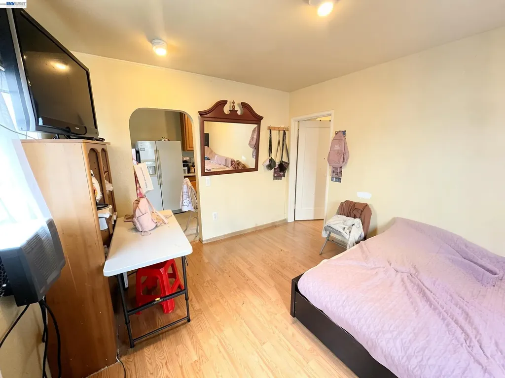 2051 23rd Avenue Oakland CA 94606