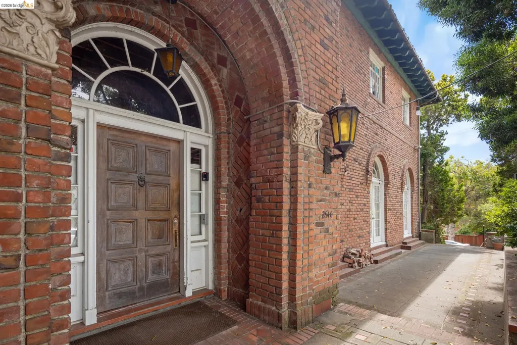 2510 Le Conte Avenue Berkeley CA 94709