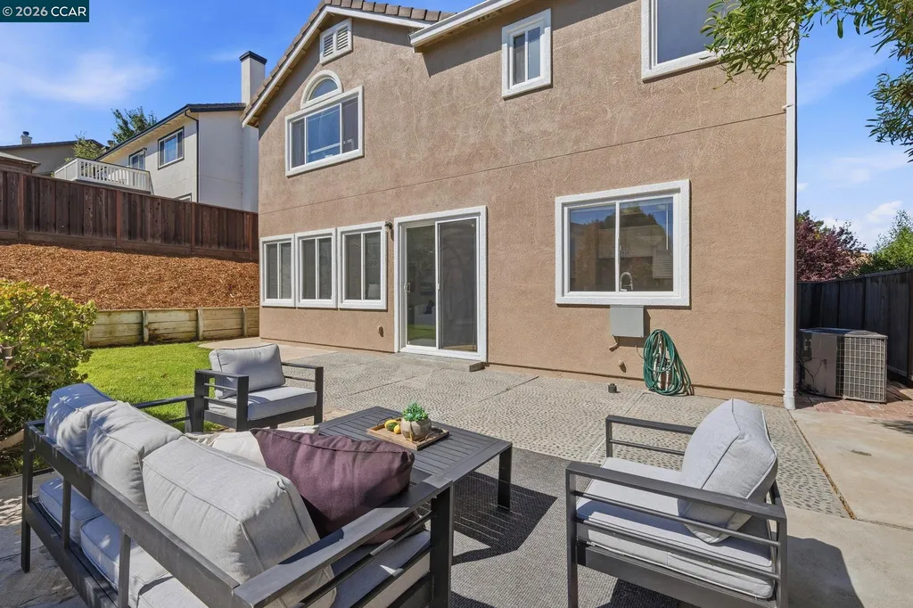 104 Sunpeak Drive Pittsburg CA 94565