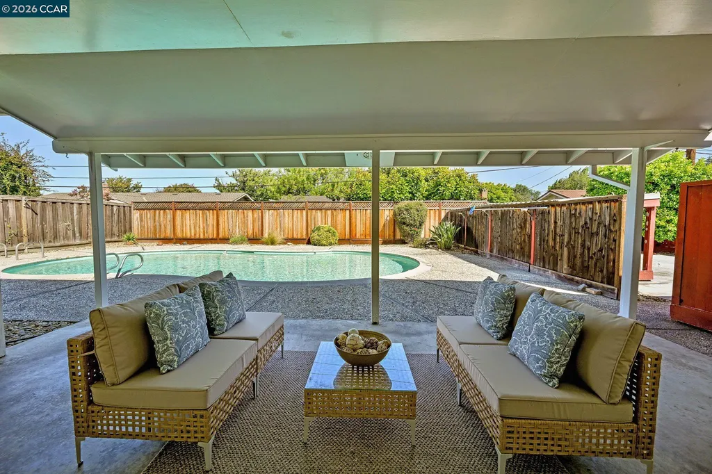 1707 Pepperwood Court Concord CA 94521