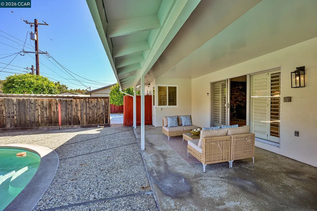 1707 Pepperwood Court Concord CA 94521