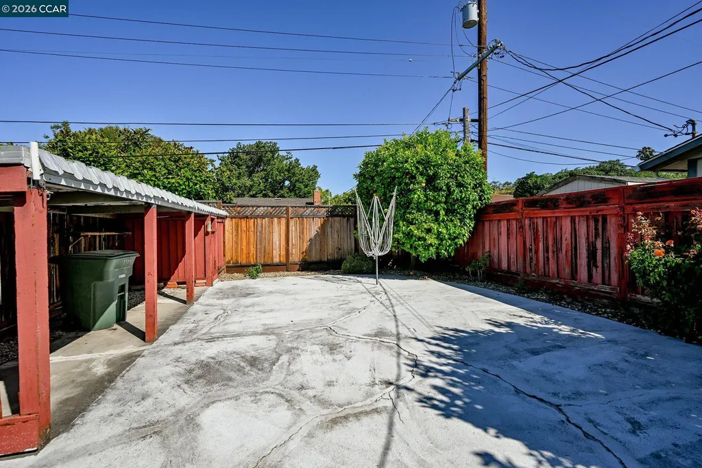 1707 Pepperwood Court Concord CA 94521