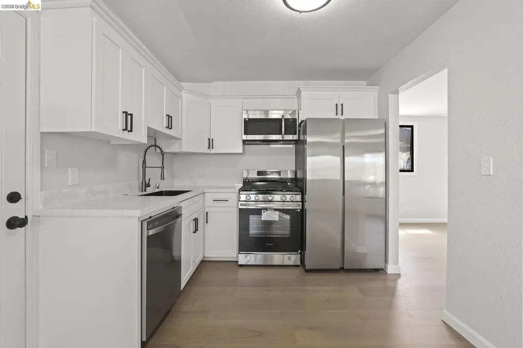 1937 98th Avenue Oakland CA 94603