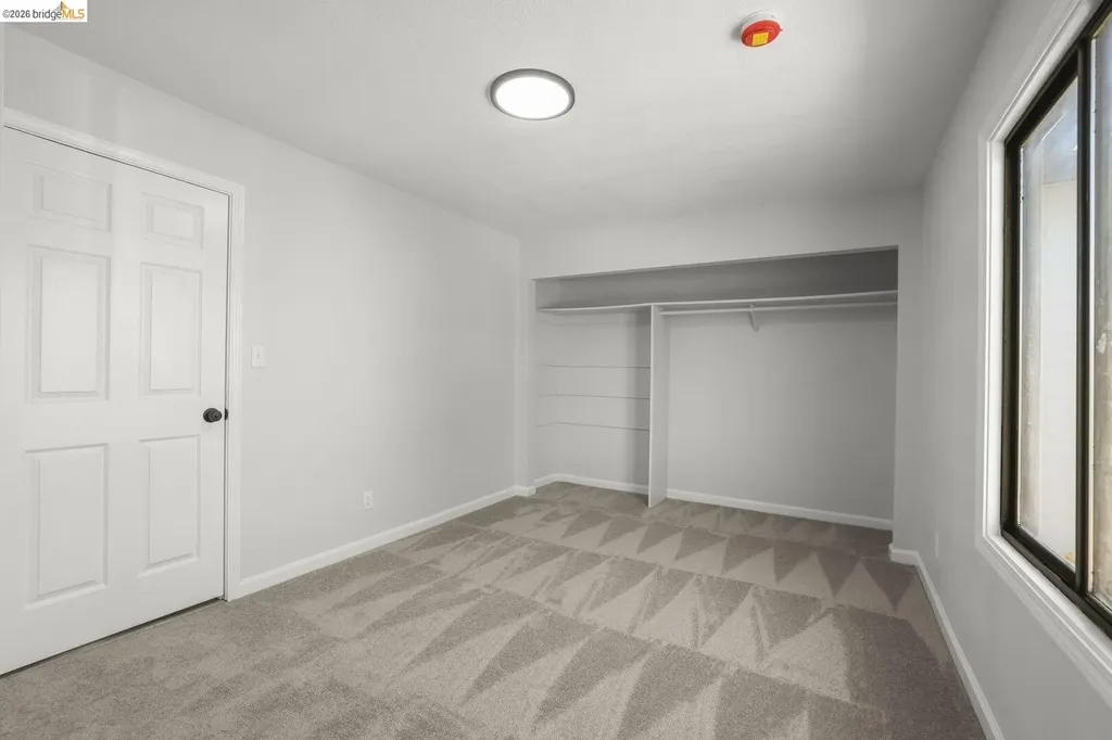 1937 98th Avenue Oakland CA 94603