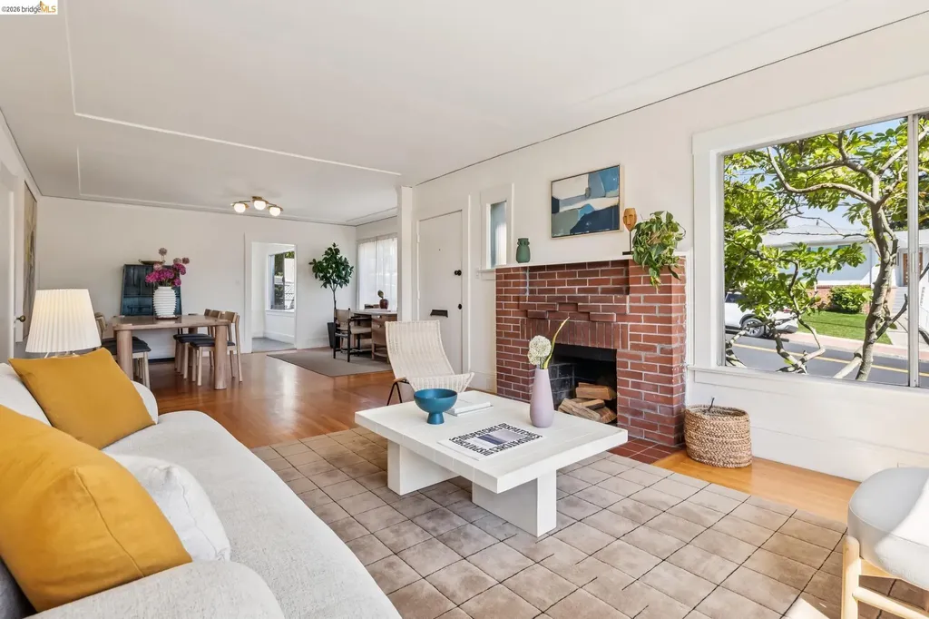5439 Barrett Avenue El Cerrito CA 94530