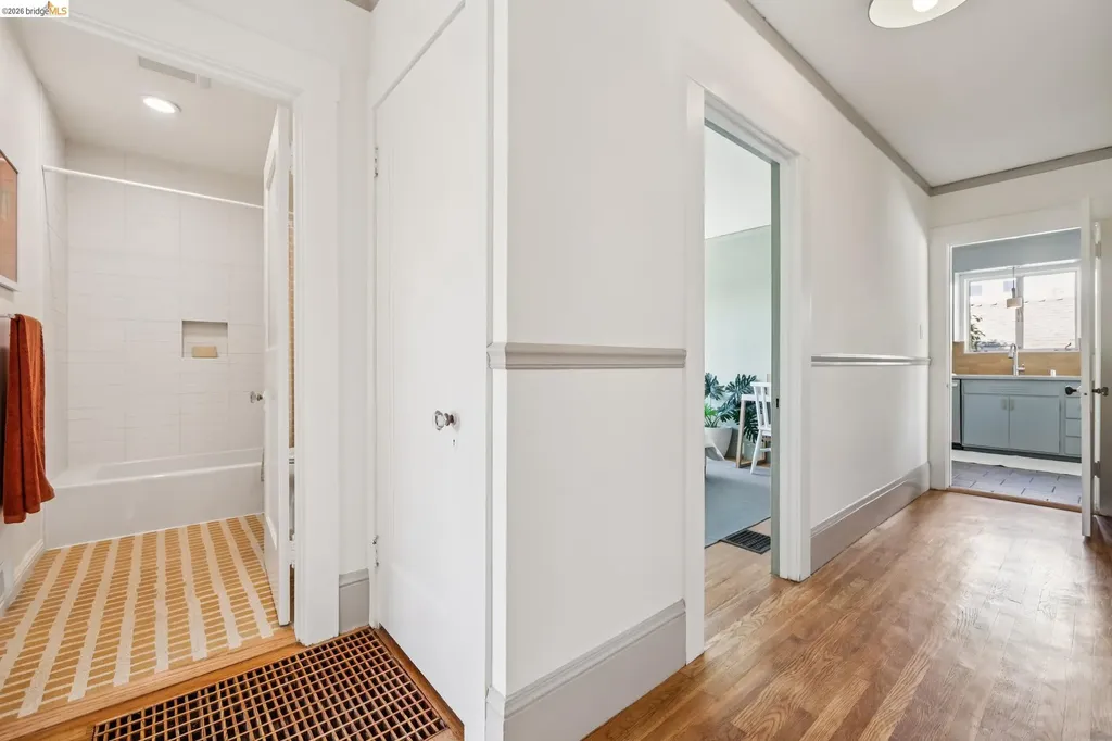 5439 Barrett Avenue El Cerrito CA 94530