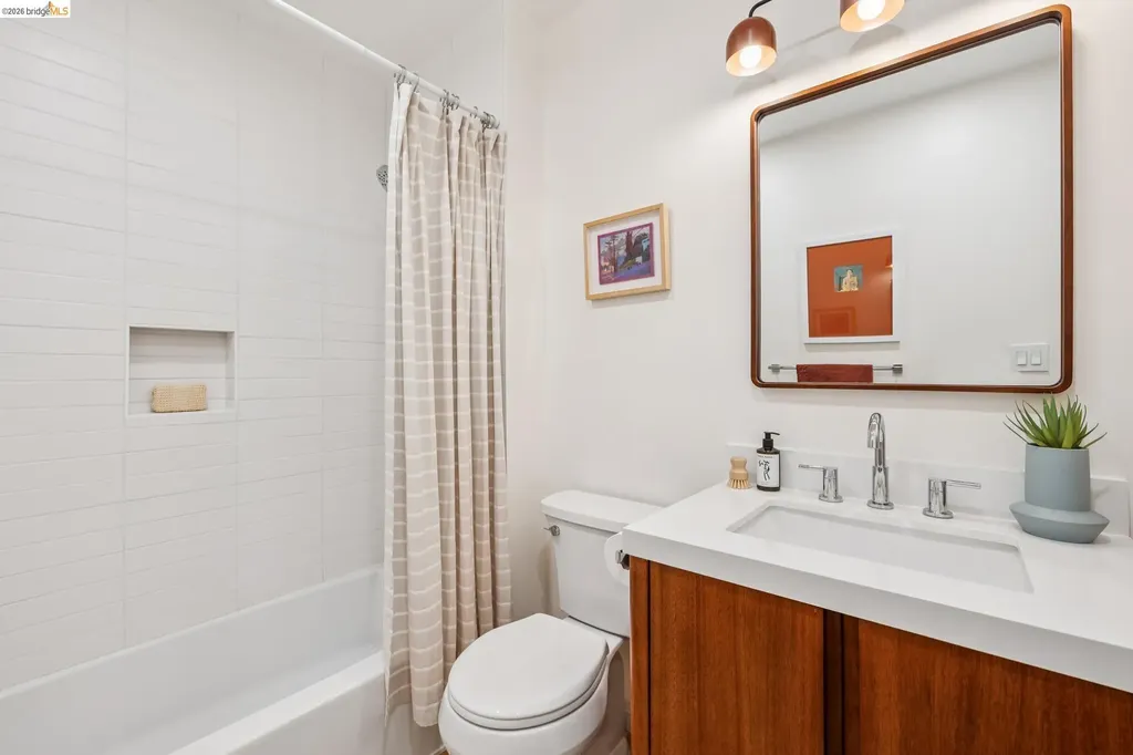 5439 Barrett Avenue El Cerrito CA 94530