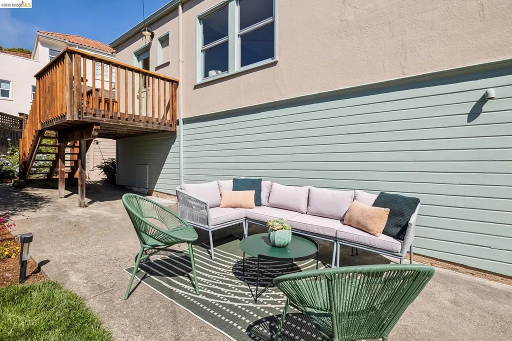 5439 Barrett Avenue El Cerrito CA 94530