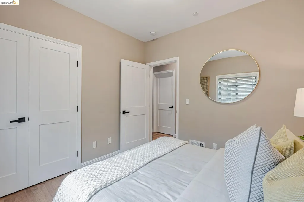 2443 13th Avenue Oakland CA 94606