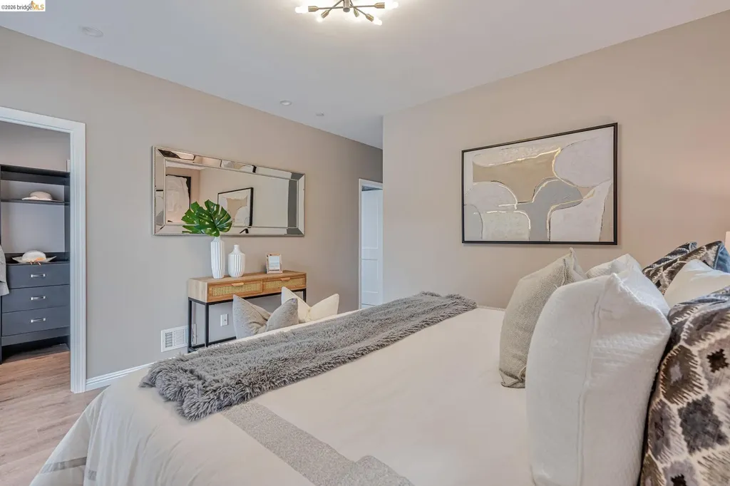 2443 13th Avenue Oakland CA 94606