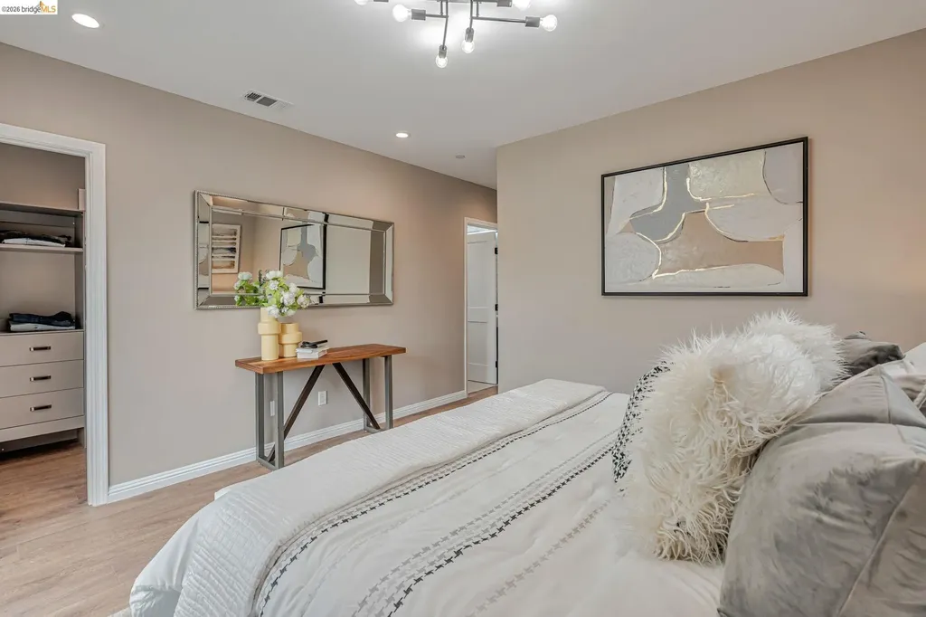 2443 13th Avenue Oakland CA 94606