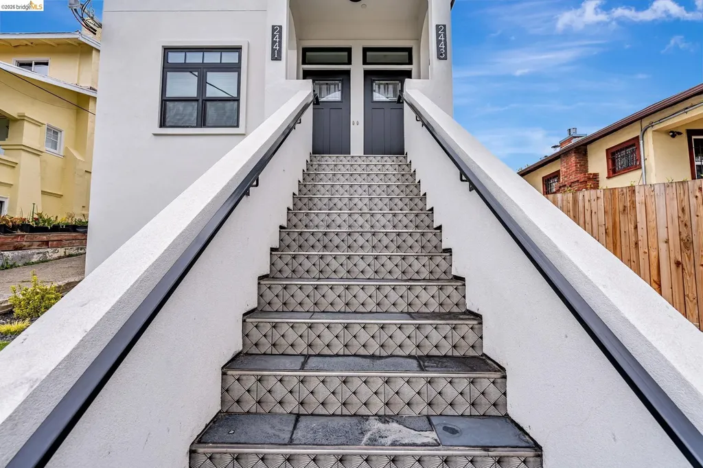 2443 13th Avenue Oakland CA 94606
