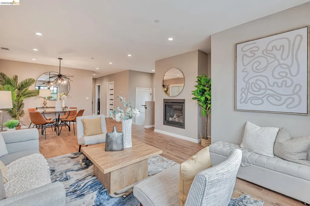 2443 13th Avenue Oakland CA 94606