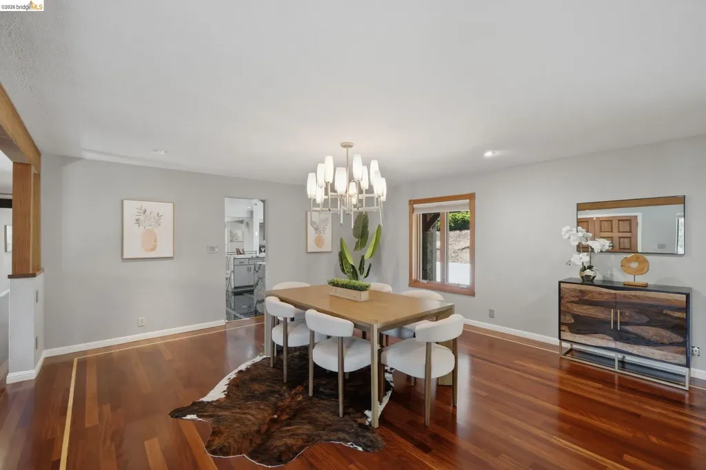 11133 Golf Links Road Oakland CA 94605