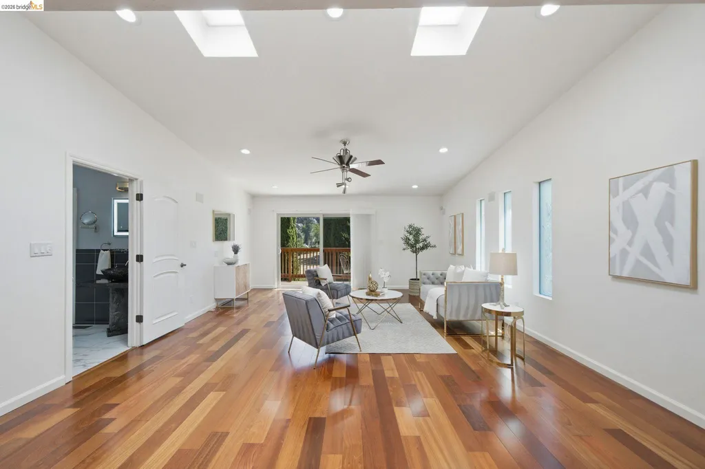 11133 Golf Links Road Oakland CA 94605