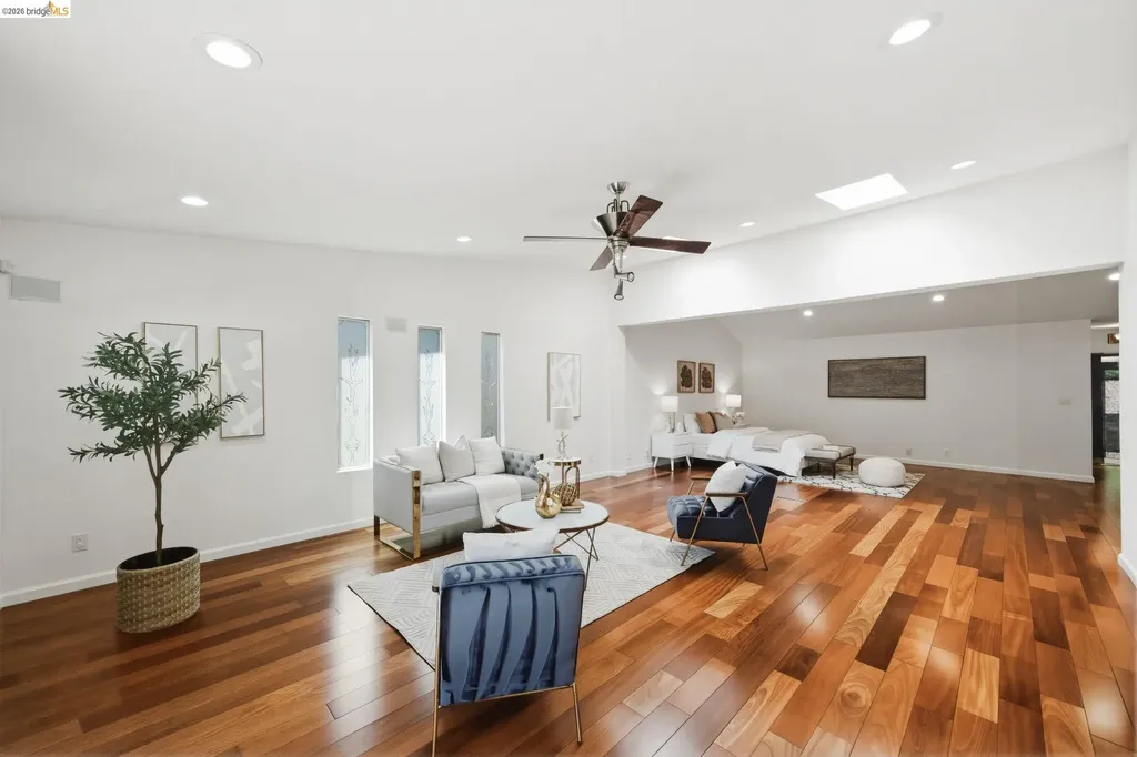 11133 Golf Links Road Oakland CA 94605