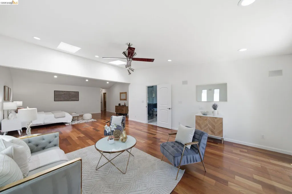 11133 Golf Links Road Oakland CA 94605
