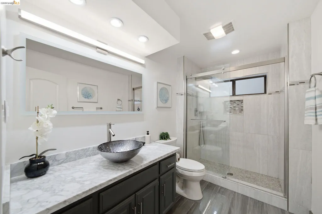 11133 Golf Links Road Oakland CA 94605