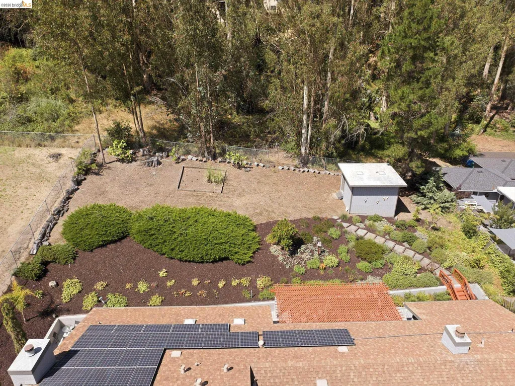 11133 Golf Links Road Oakland CA 94605