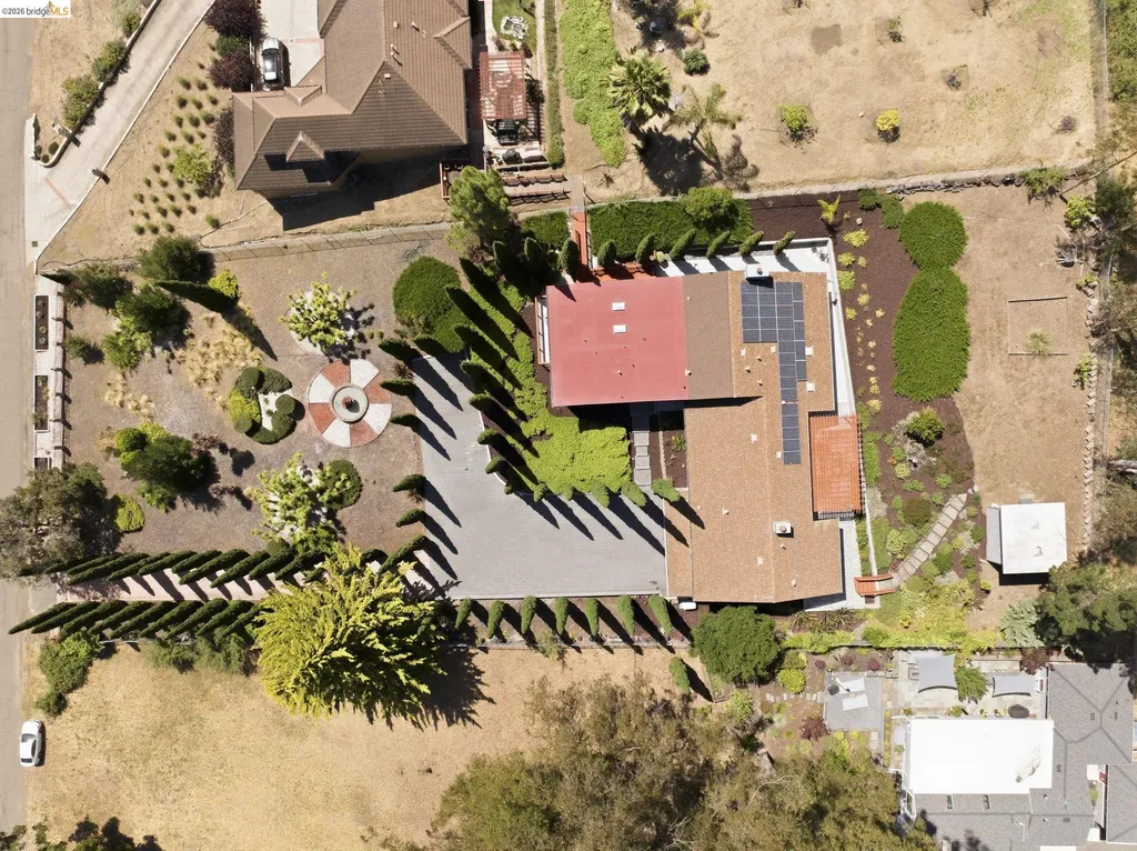 11133 Golf Links Road Oakland CA 94605