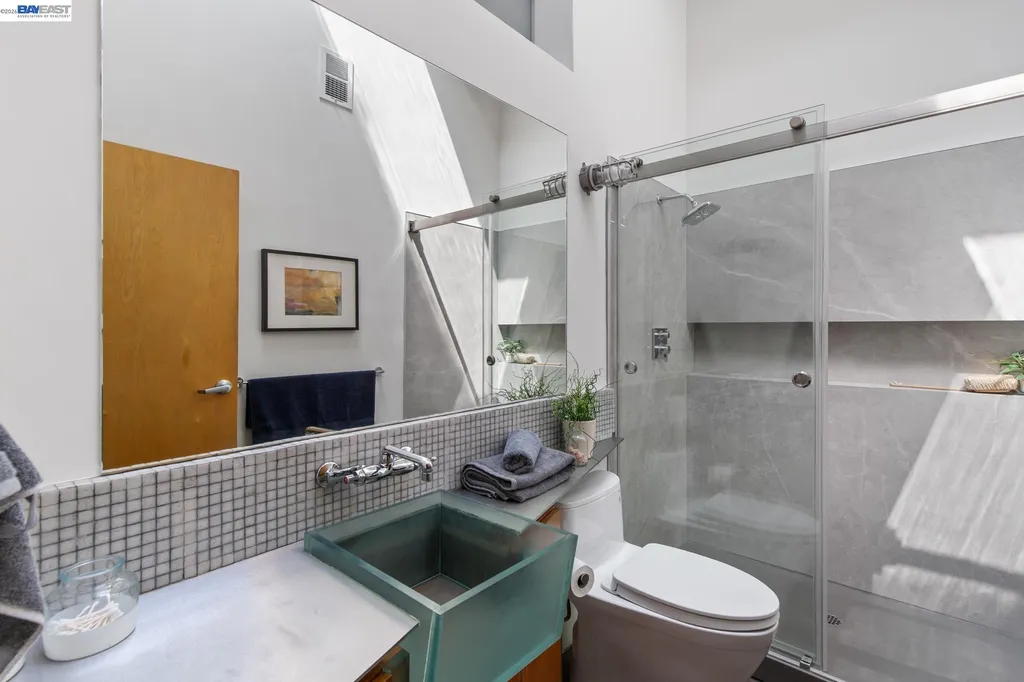 755 Folger Avenue Berkeley CA 94710