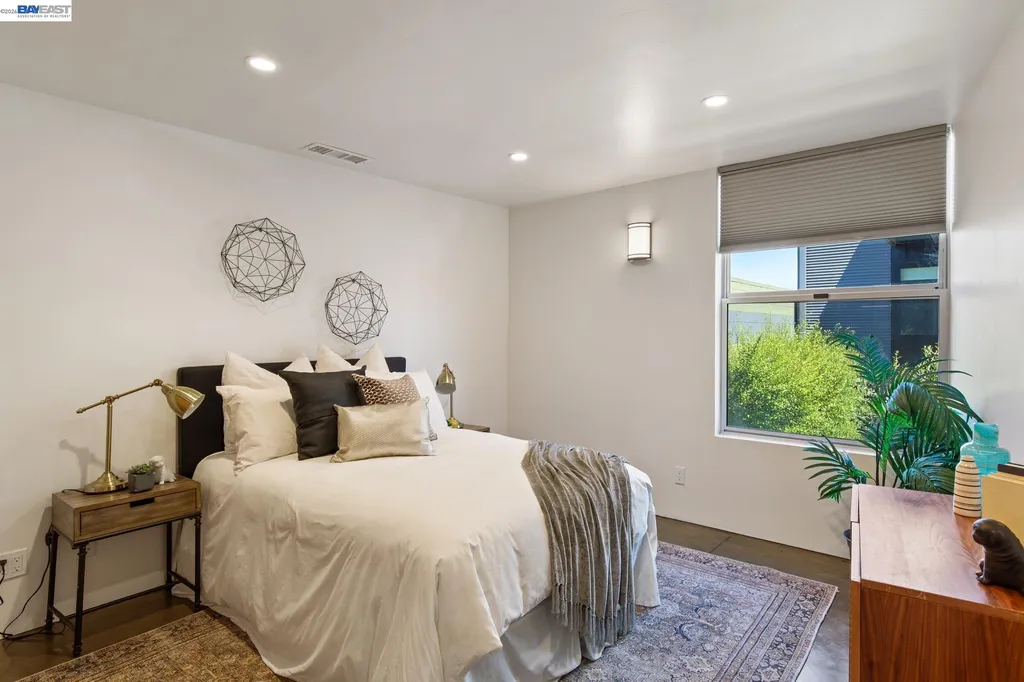 755 Folger Avenue Berkeley CA 94710