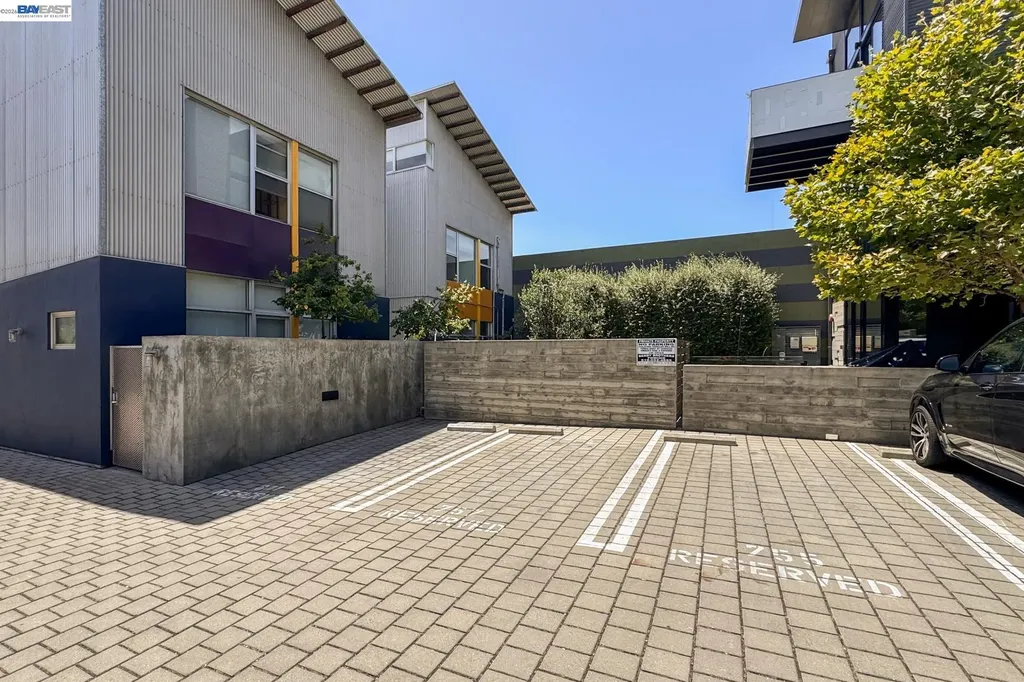 755 Folger Avenue Berkeley CA 94710