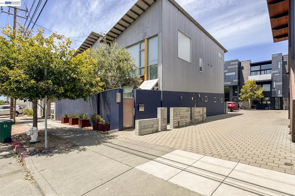 755 Folger Avenue Berkeley CA 94710