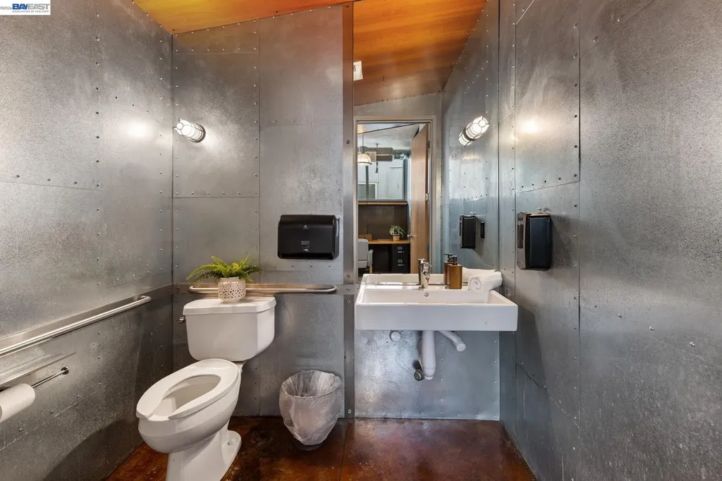 755 Folger Avenue Berkeley CA 94710