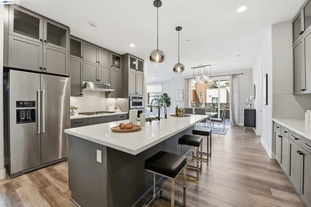 2339 Kinetic Common Fremont CA 94539
