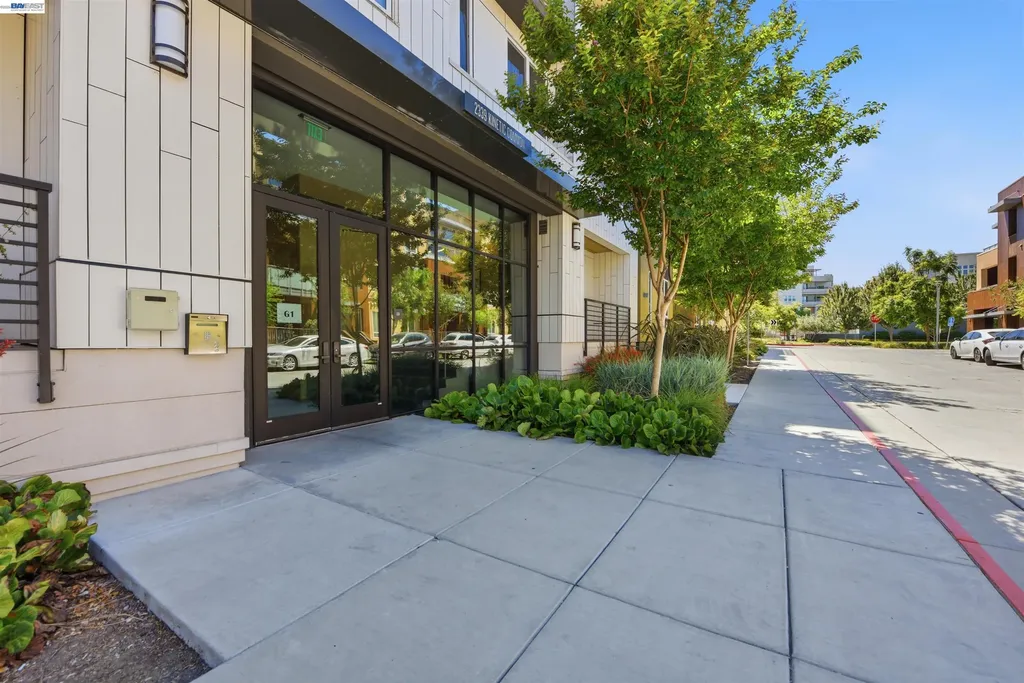 2339 Kinetic Common Fremont CA 94539