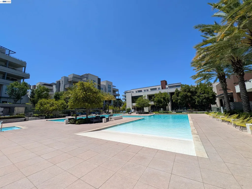 2339 Kinetic Common Fremont CA 94539