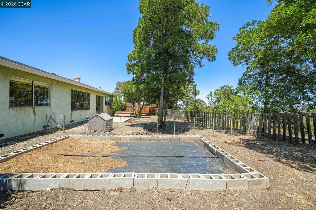 11 Danridge Court Antioch CA 94509