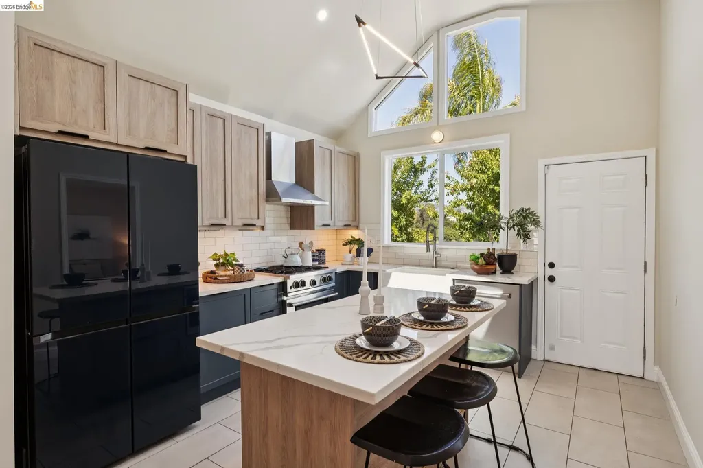 3214 Stuart Street Oakland CA 94602