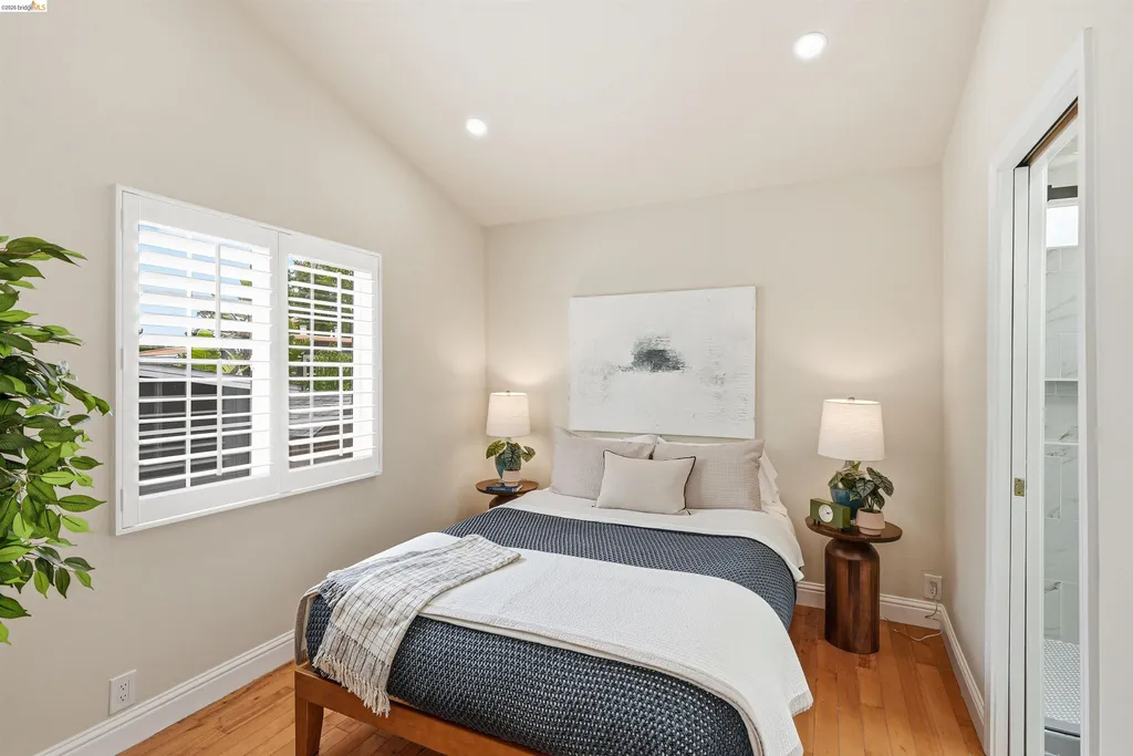 3214 Stuart Street Oakland CA 94602