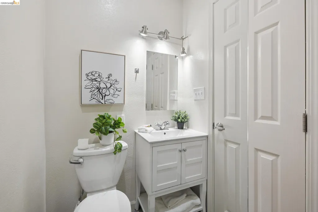 3214 Stuart Street Oakland CA 94602