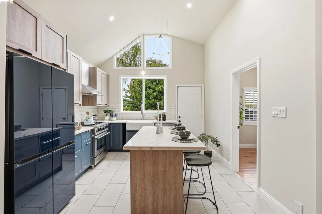 3214 Stuart Street Oakland CA 94602