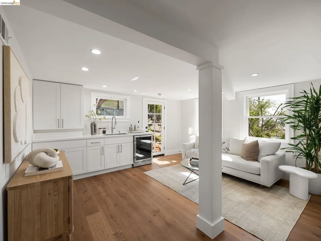 1001 Cragmont Avenue Berkeley CA 94708