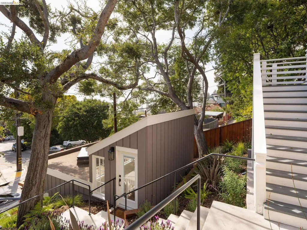 1001 Cragmont Avenue Berkeley CA 94708